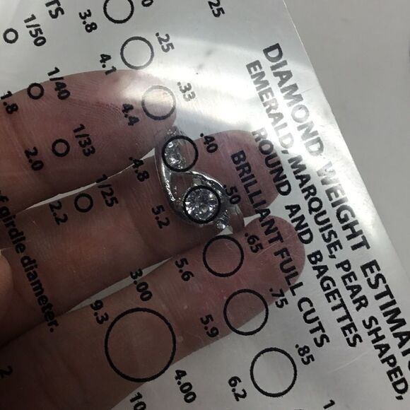 Cubic Zirconia Curved Fashion Ring (H15) - Picture 6 of 6